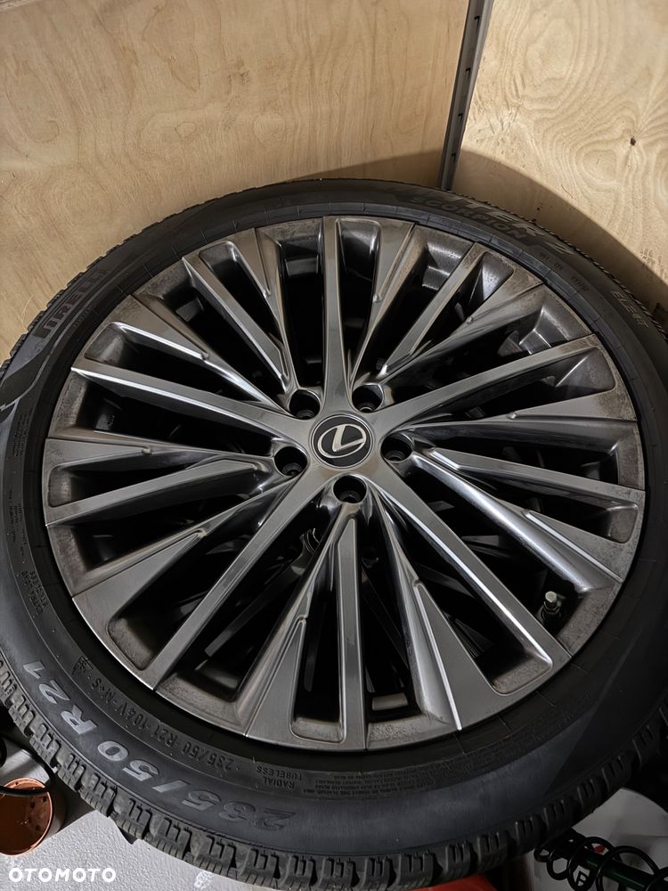 Lexus RX - 11