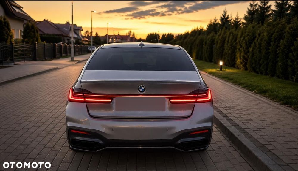 BMW Seria 7 730d xDrive sport - 8