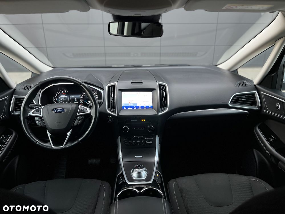 Ford S-Max 2.0 TDCi Titanium PowerShift - 32