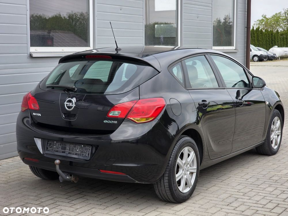 Opel Astra 1.4 Essentia - 16