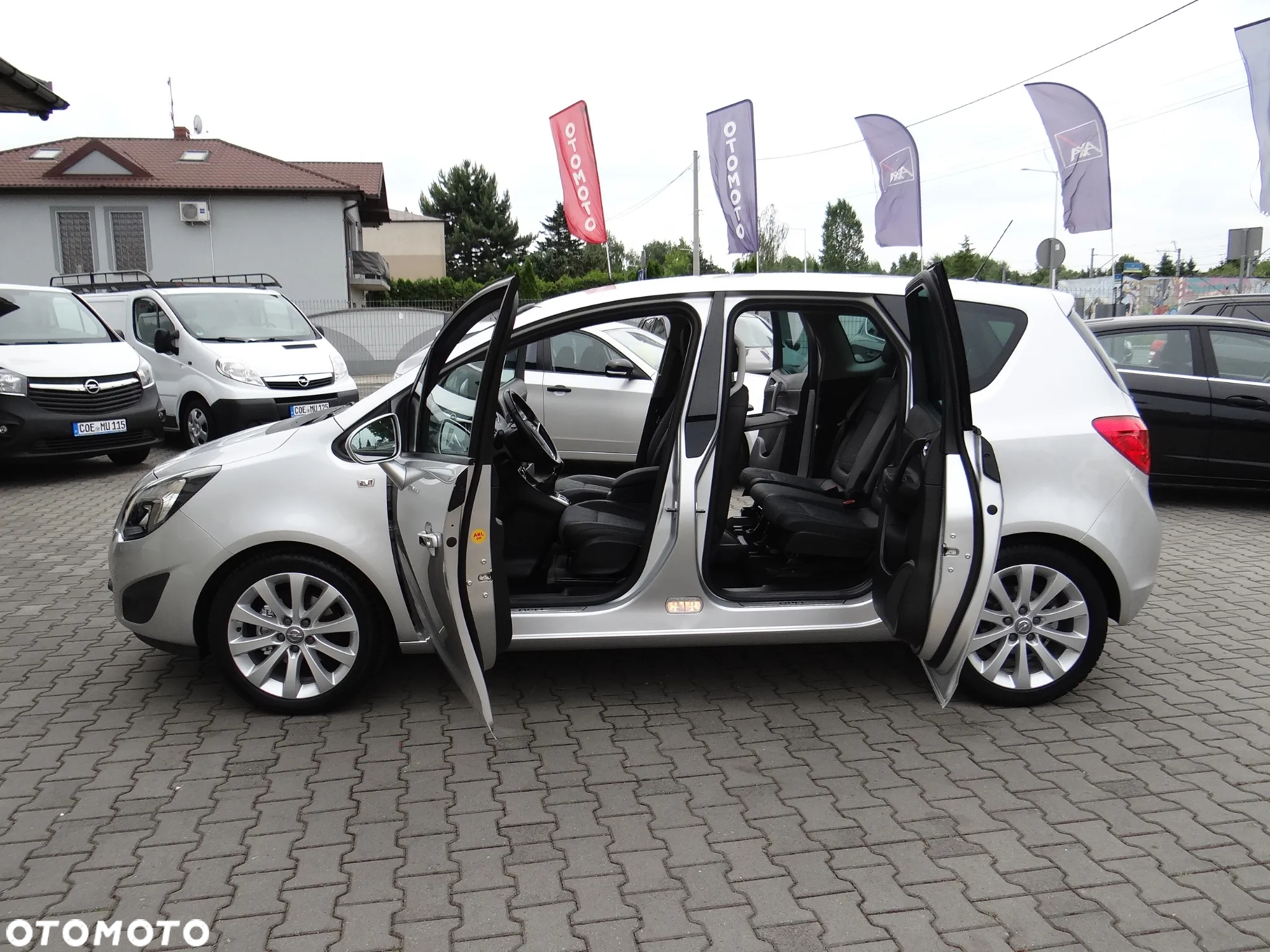 Opel Meriva 1.4 T Cosmo - 16