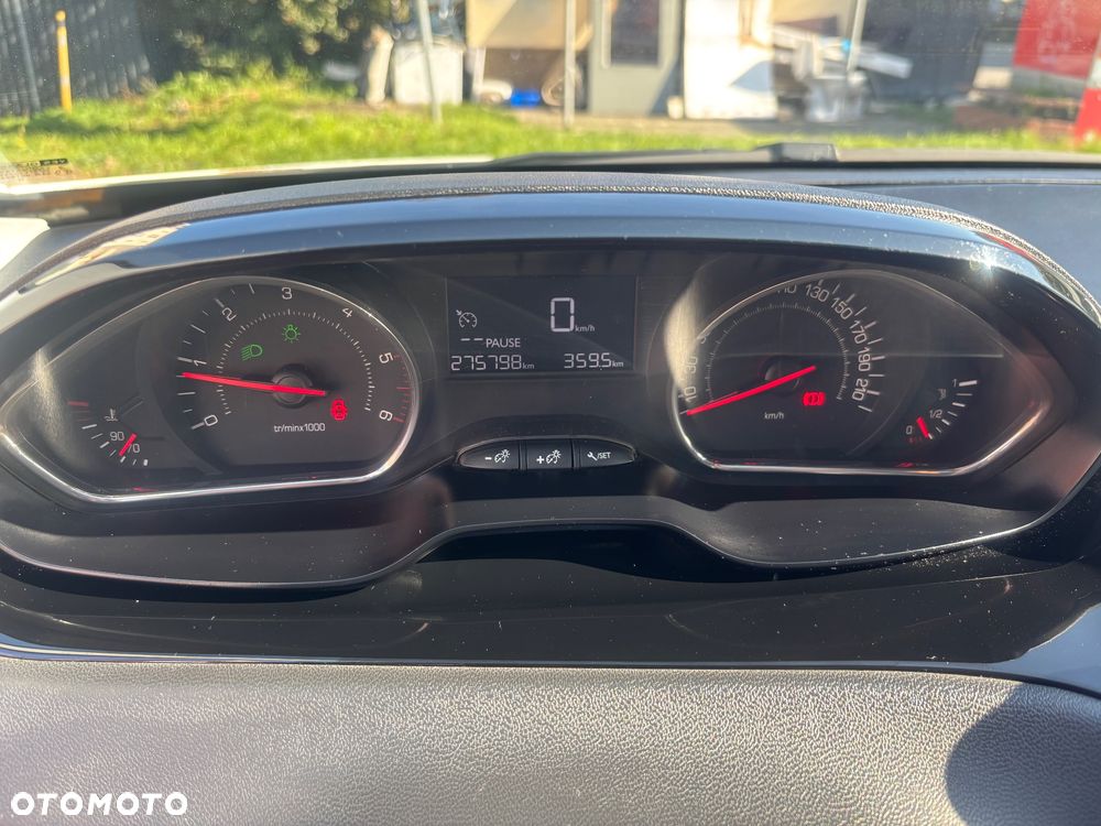 Peugeot 208 1.4 HDi Access - 24