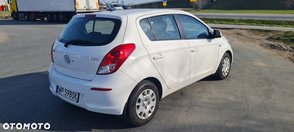 Hyundai i20 1.4 CRDI Comfort - 5
