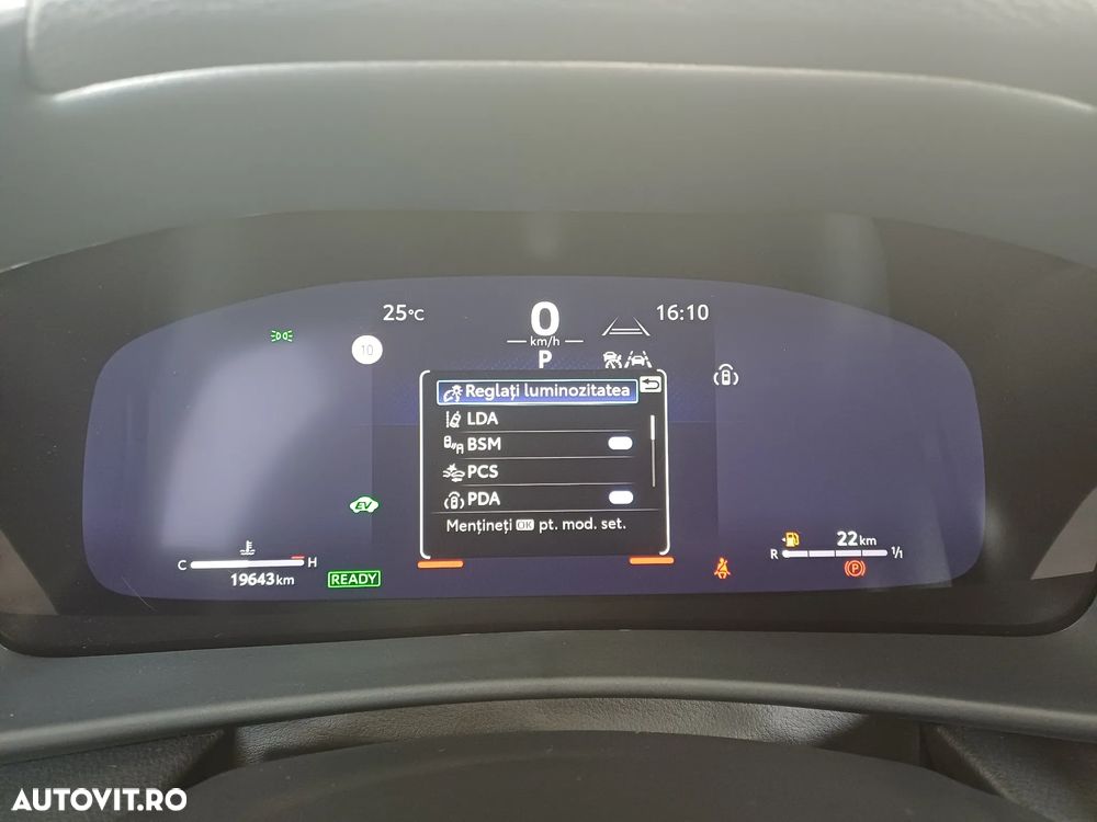 Toyota C-HR - 26