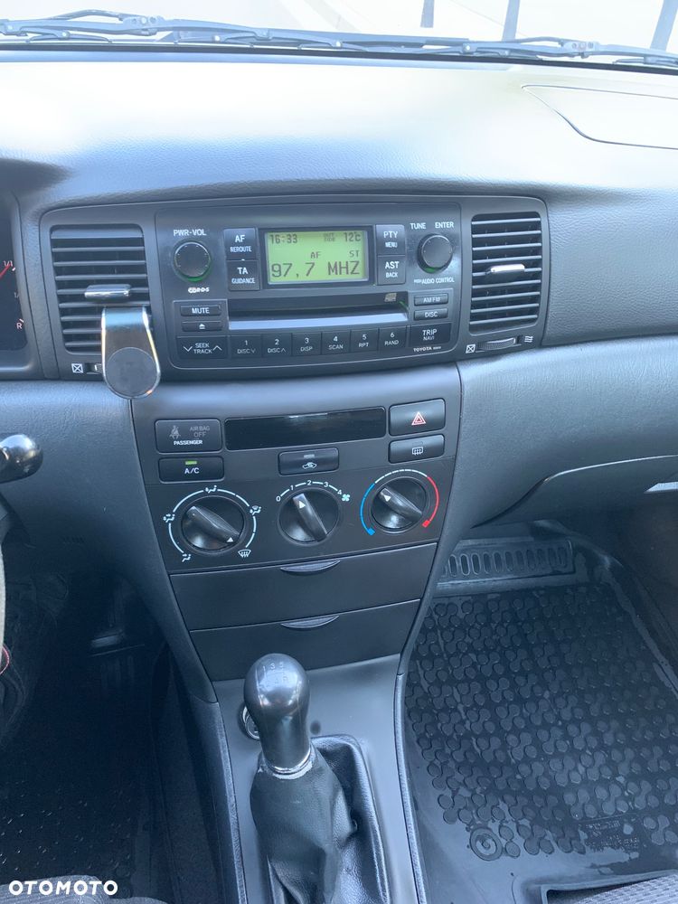 Toyota Corolla 1.6 VVT-i Luna - 7