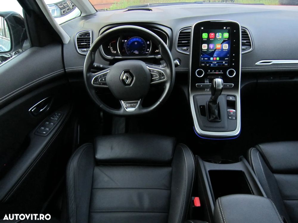Renault Grand Scenic - 19