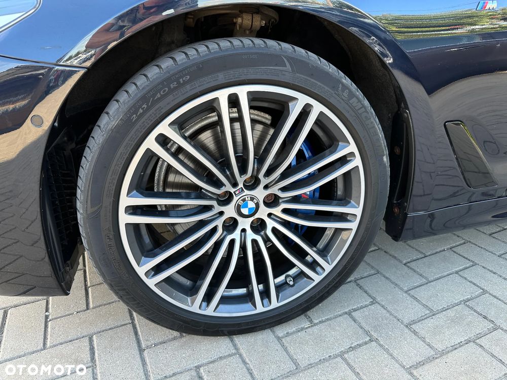BMW Seria 5 - 32