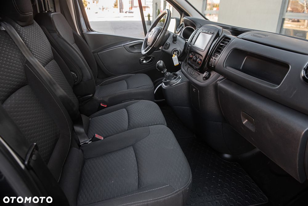 Opel Vivaro - 19