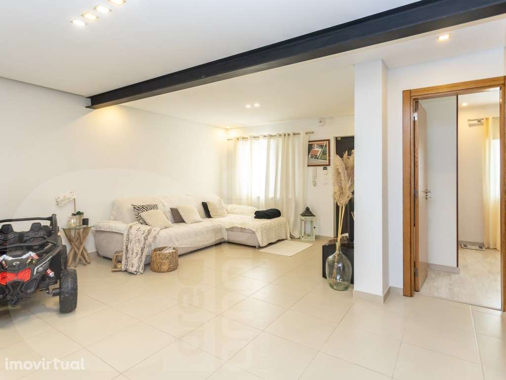 Moradia Térrea T2 Isolada, com Anexo T1, Garagem | Lote de 382 m² e... - Grande imagem: 3/24