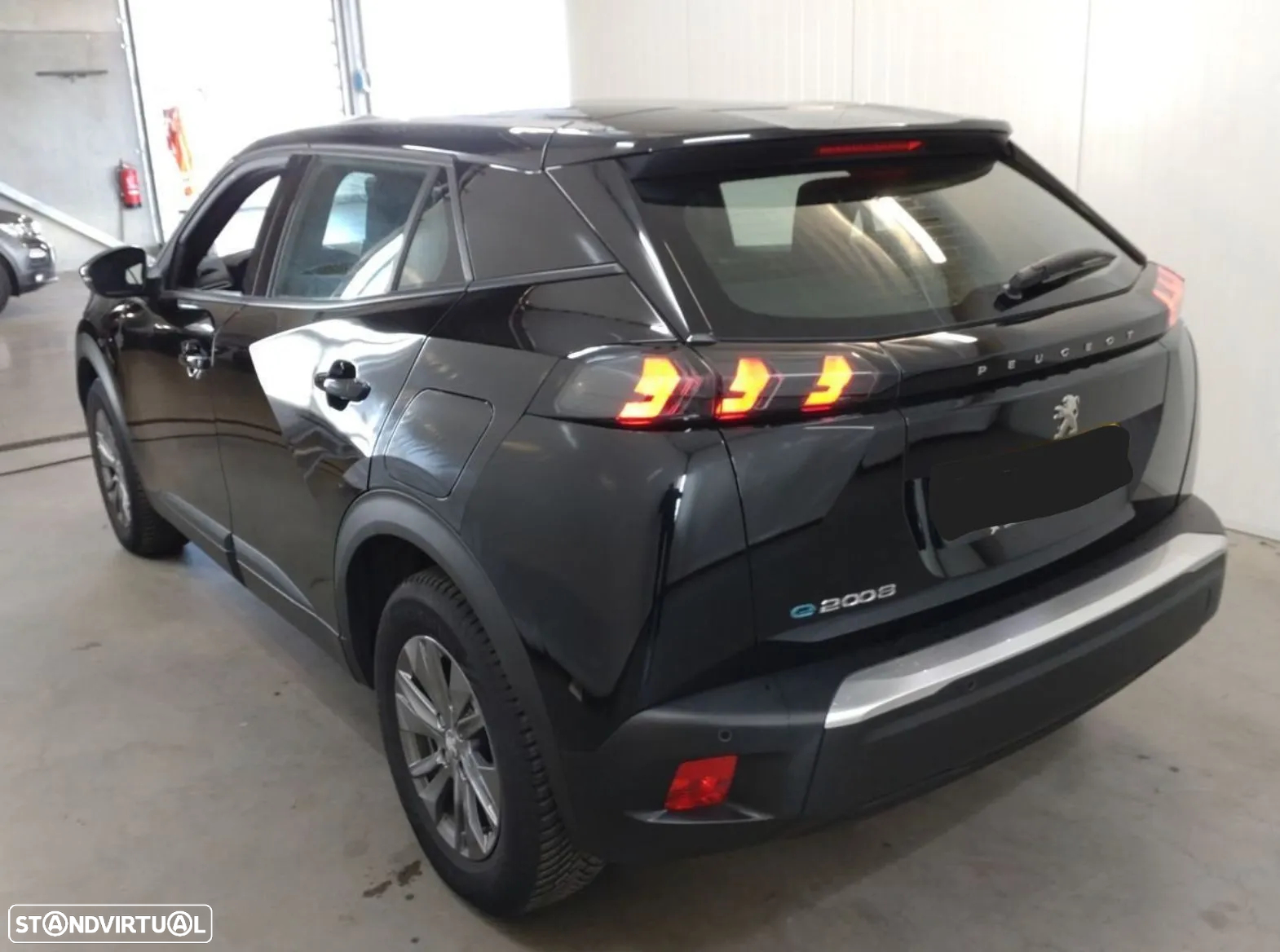 Peugeot e-2008 50 kWh Allure - 5