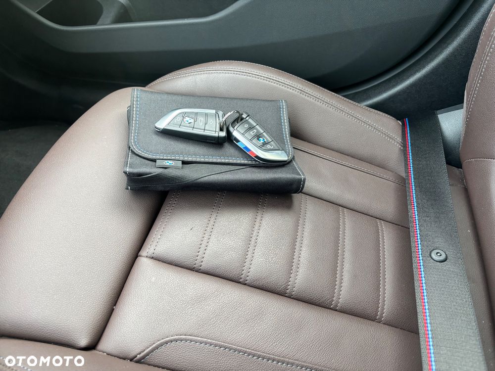 BMW Seria 3 320d xDrive M Sport sport - 28