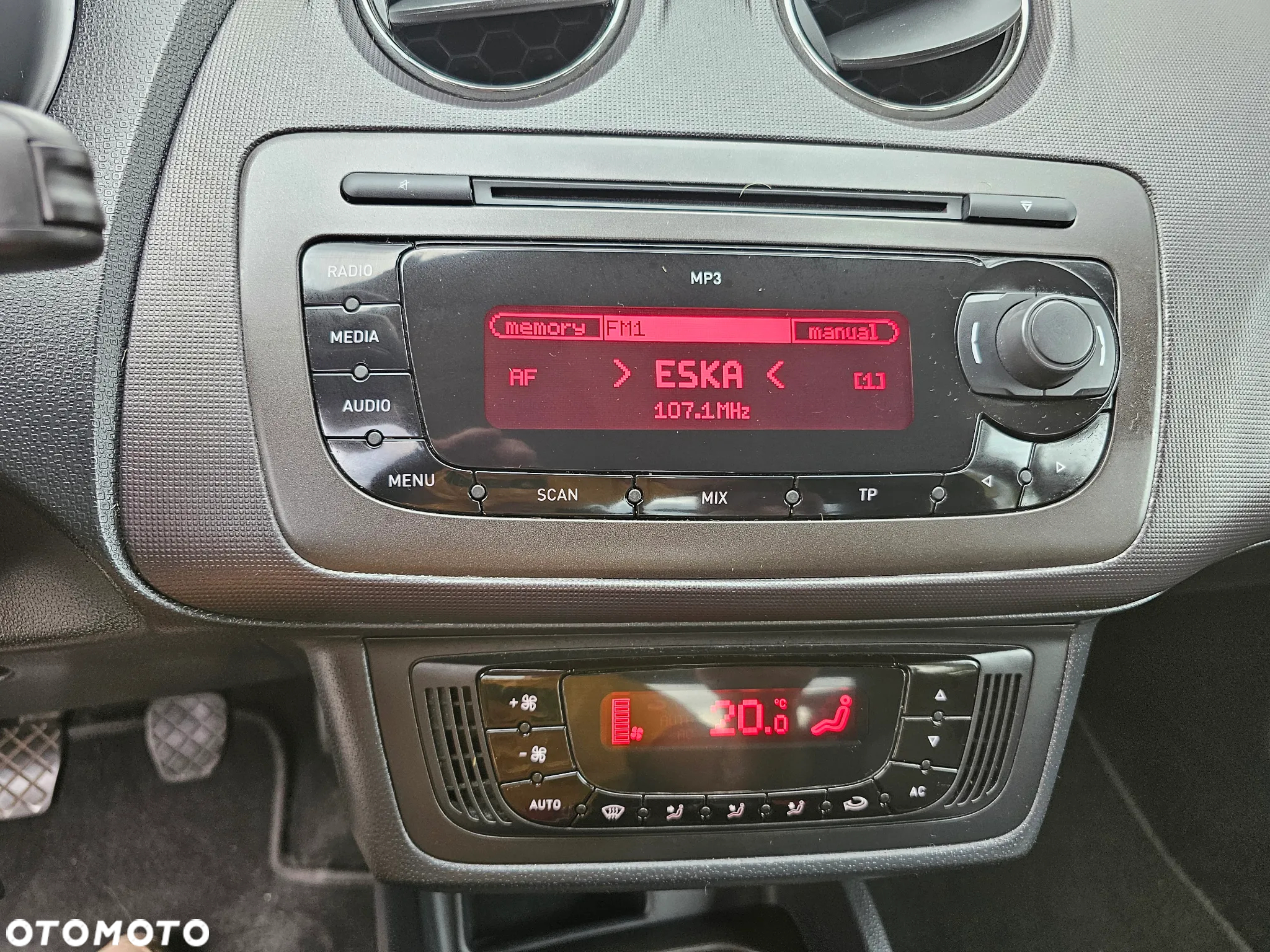 Seat Ibiza 1.4 16V Sport - 20