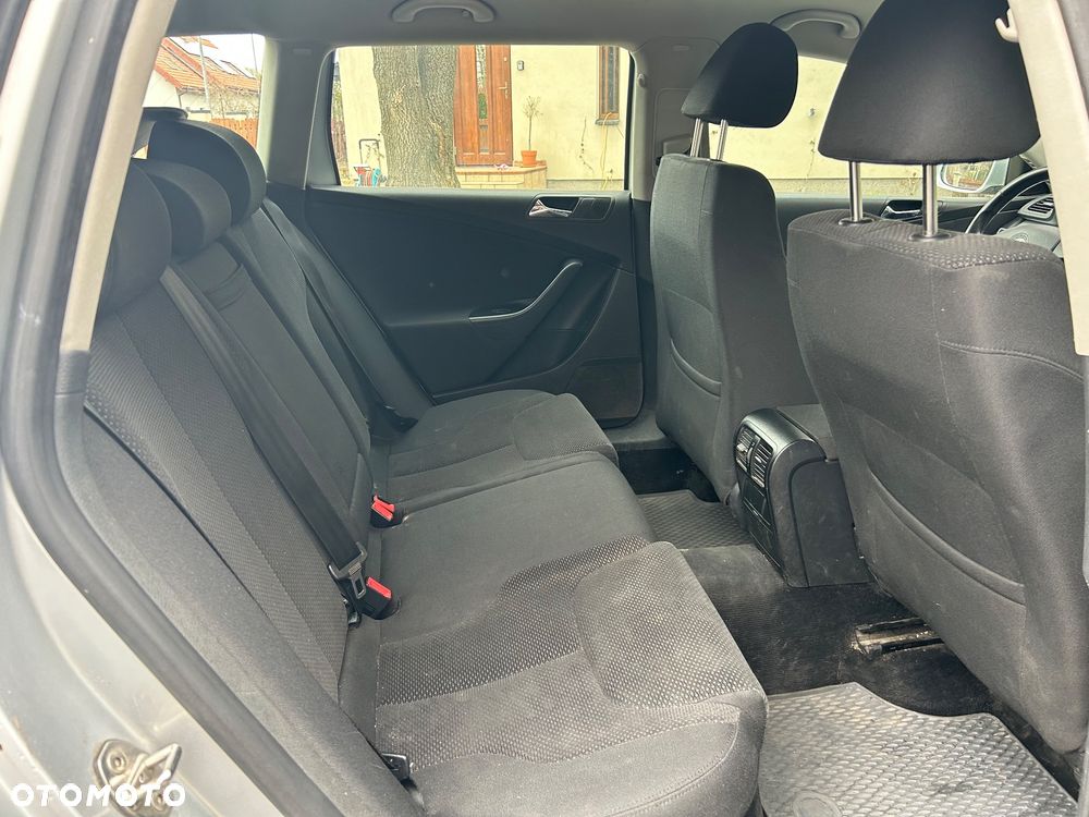 Volkswagen Passat Variant 2.0 TDI Comfortline - 11