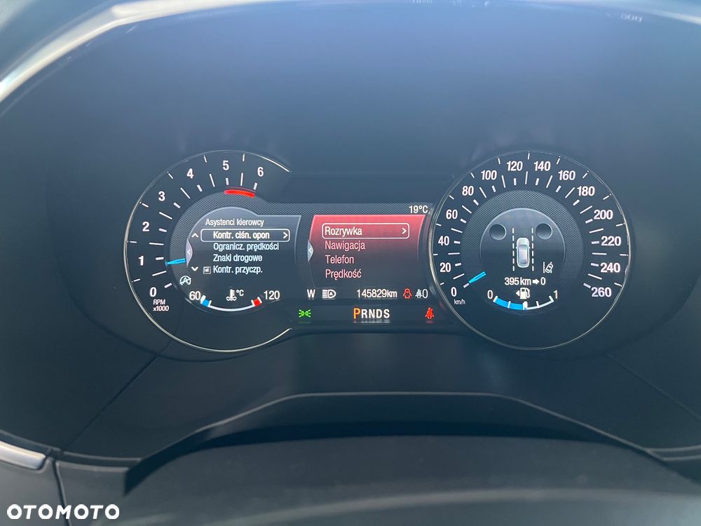 Ford S-Max 2.0 EcoBlue Titanium - 28