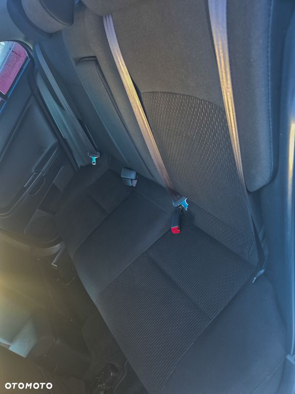 Mitsubishi Lancer 1.6 Invite - 15