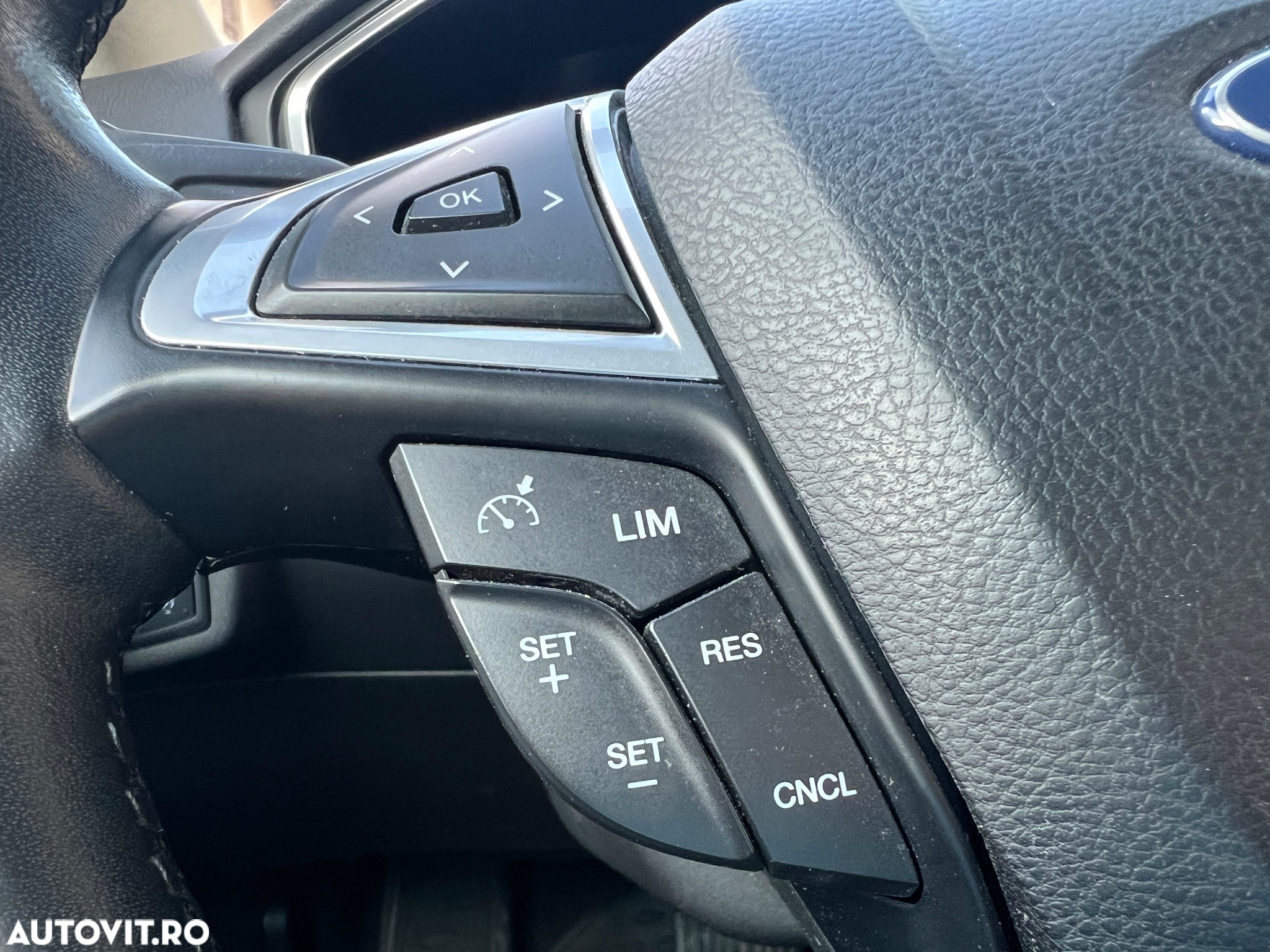 Ford Mondeo 2.0 Hybrid - 25