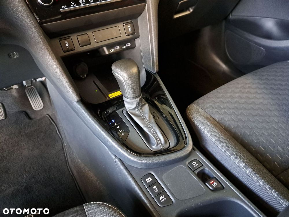 Toyota Yaris Cross Hybrid 1.5 Style - 26
