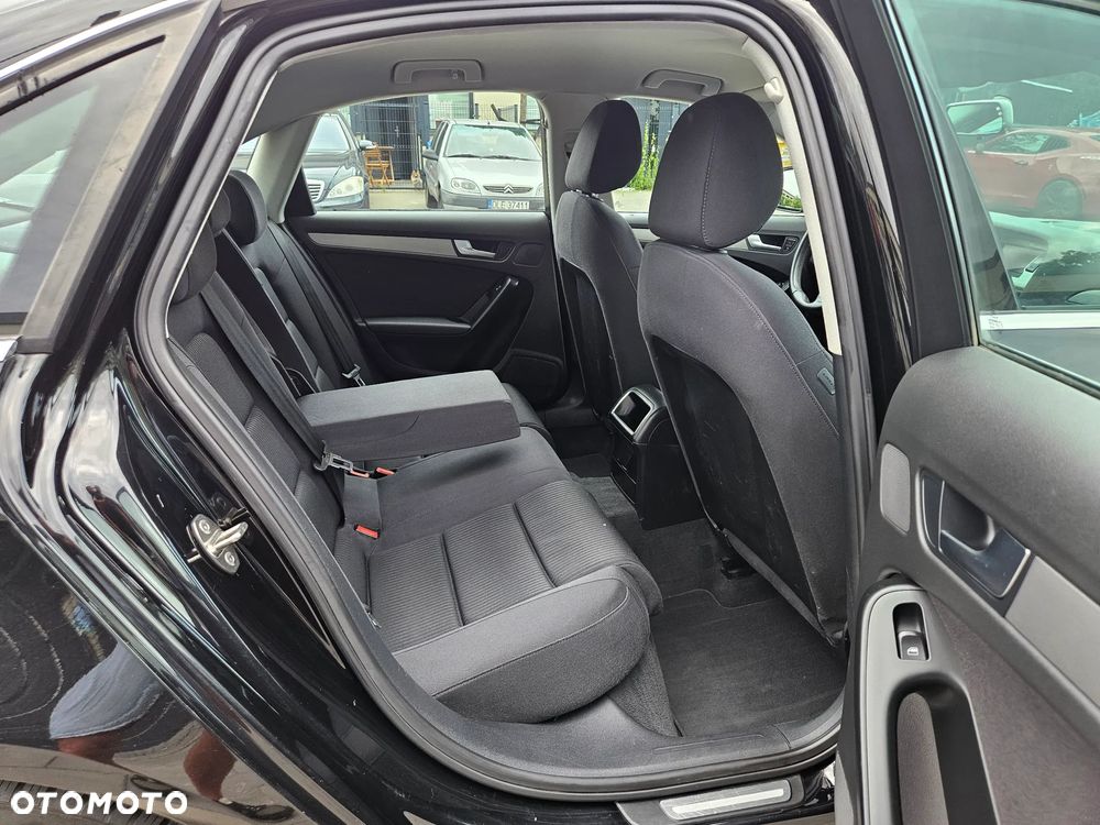 Audi A4 Limousine 2.0 TDI DPF Attraction - 11