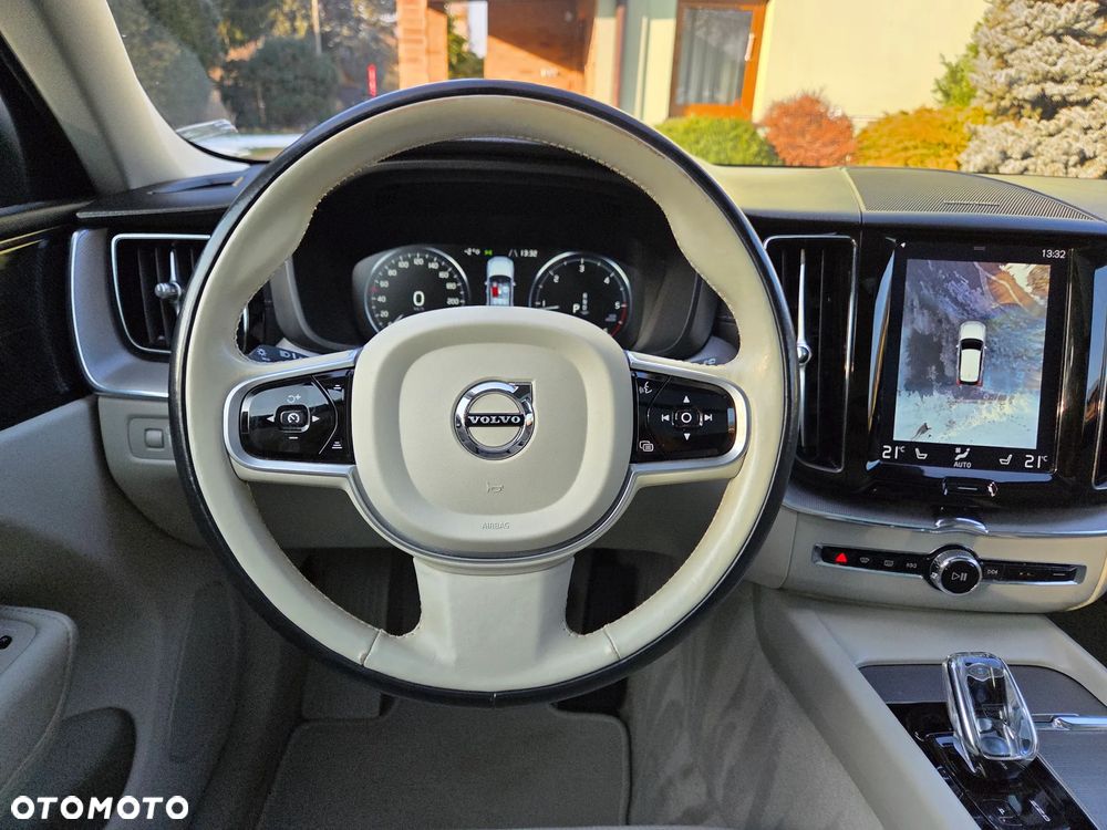 Volvo XC 60 D5 AWD Geartronic Inscription - 30