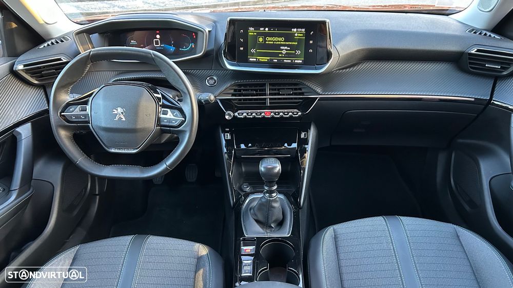 Peugeot 2008 1.2 PureTech Allure Pack - 5