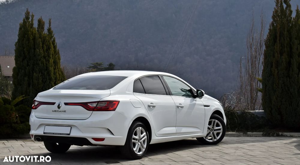 Renault Megane Blue dCi 116 EDC Intens - 5