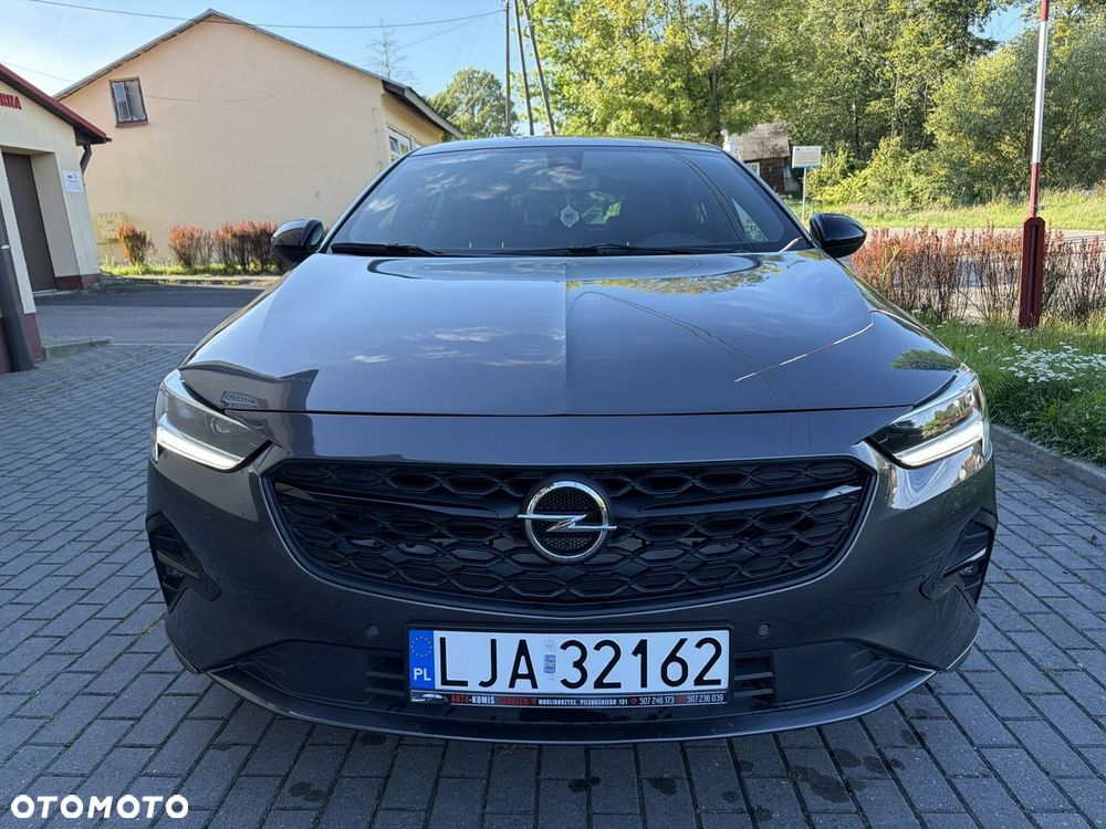 Opel Insignia - 8