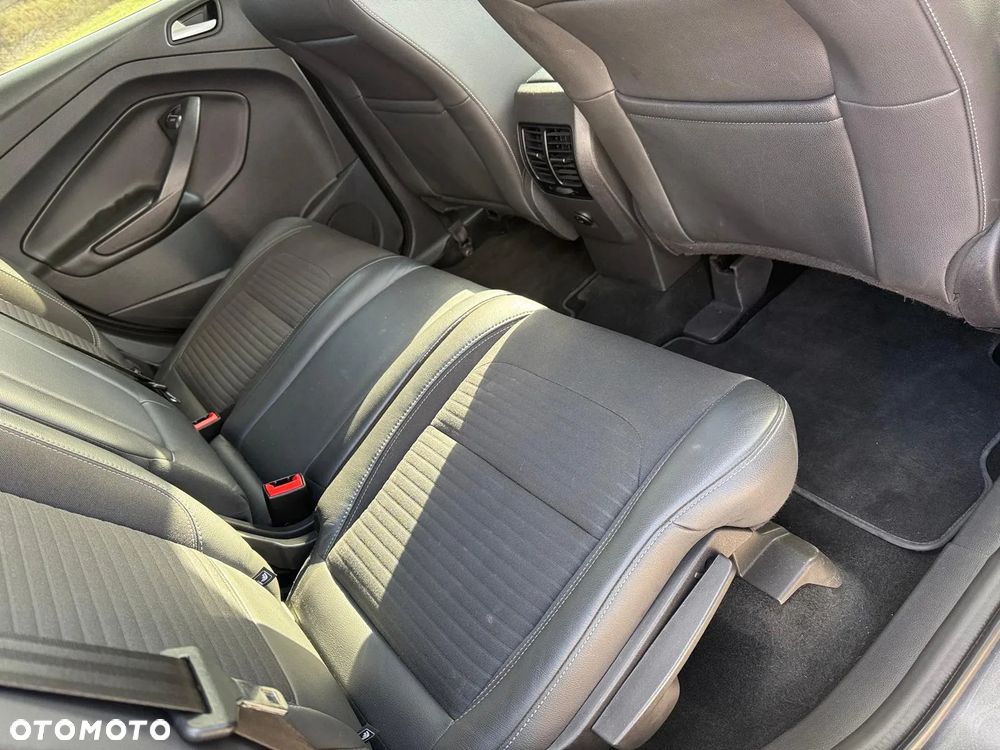 Ford Kuga 2.0 TDCi 4WD Titanium - 15