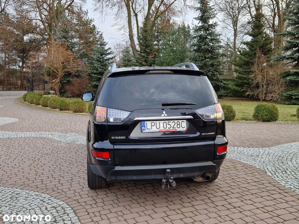 Mitsubishi Outlander - 21