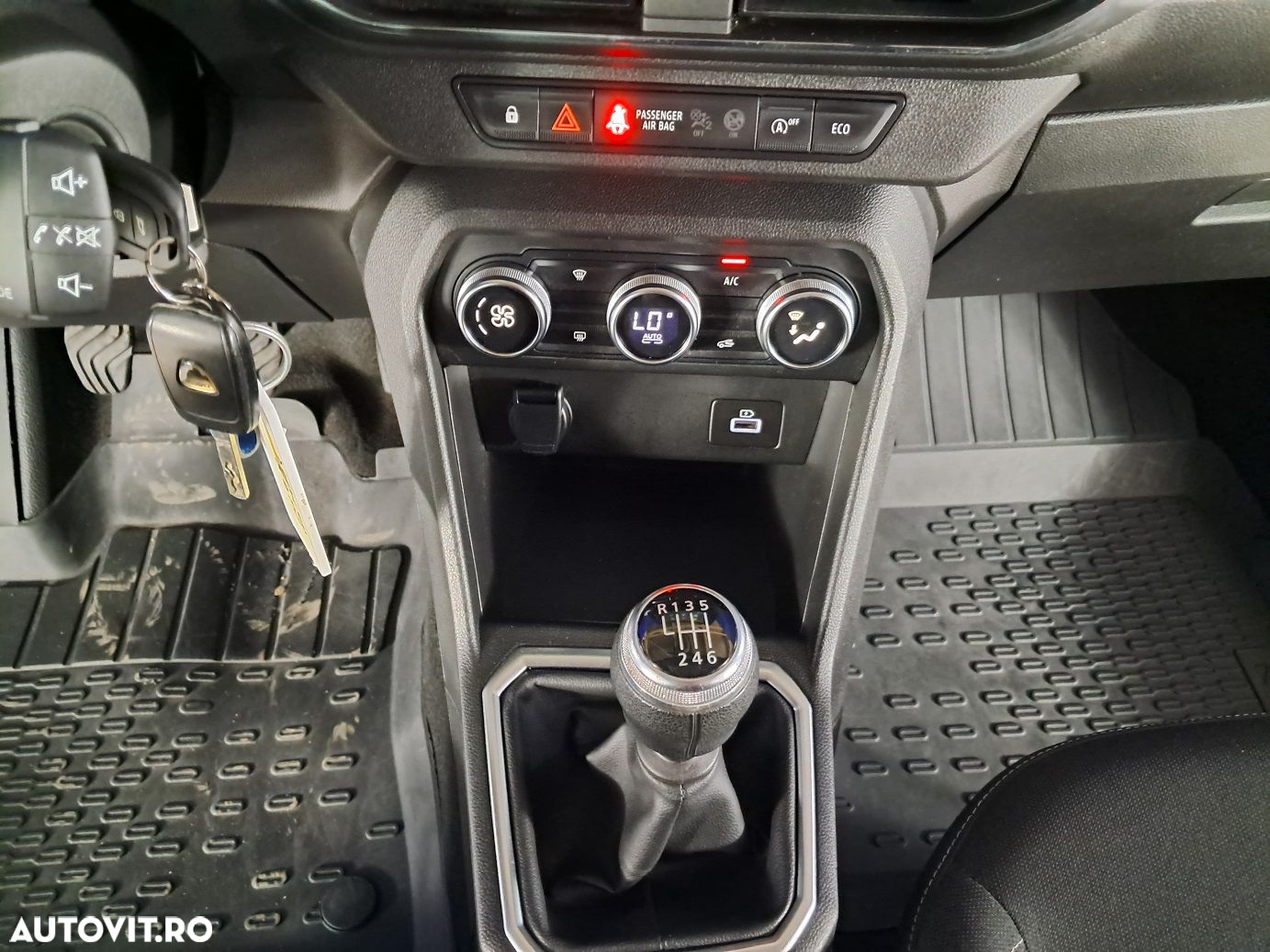 Dacia Logan - 8