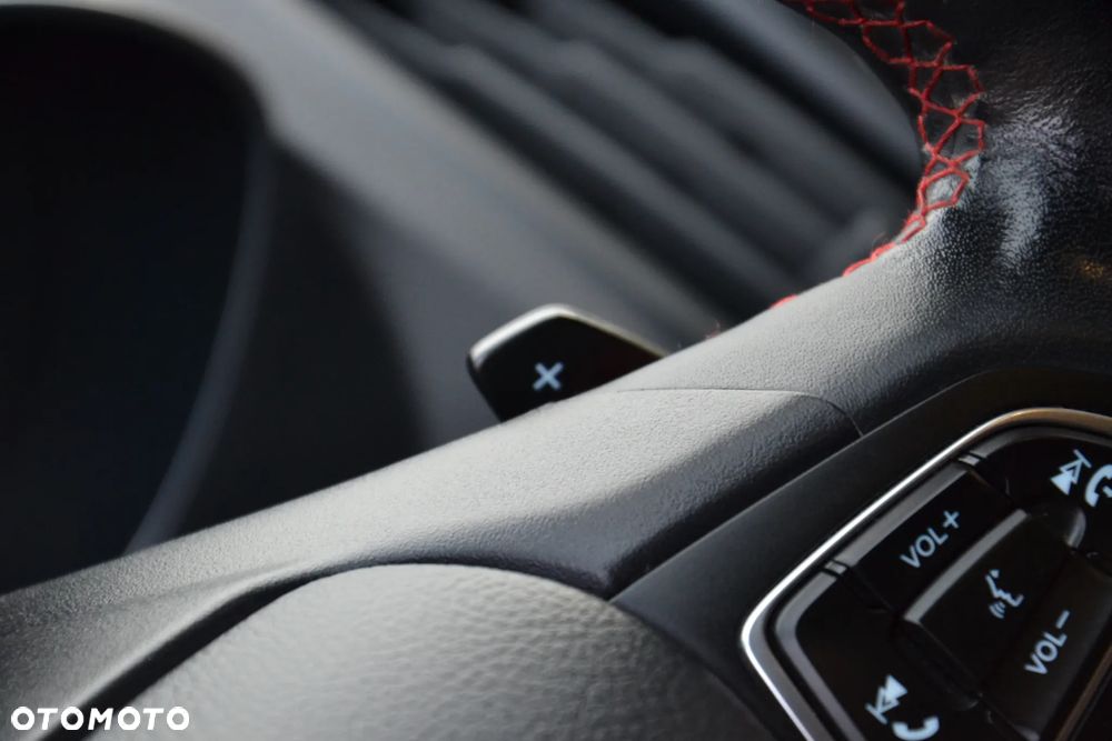 Ford Kuga 1.5 EcoBoost 4x4 ST-Line - 28