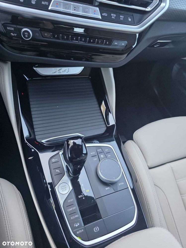 BMW X4 - 24