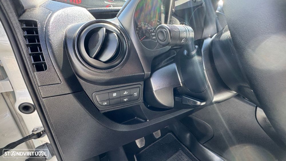 Fiat Fiorino 1.3 M-jet - 16