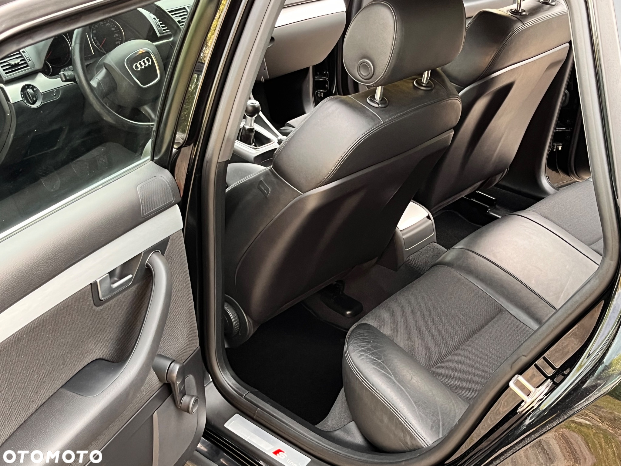 Audi A4 Avant 2.0 TDI - 29