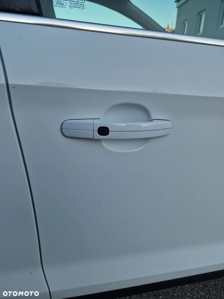 Ford Kuga 2.0 TDCi Titanium - 18