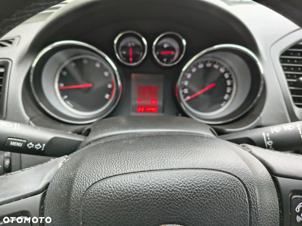 Opel Insignia 1.8 Sport - 6
