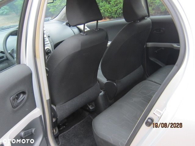 Toyota Yaris 1.4 D-4D Luna A/C - 6