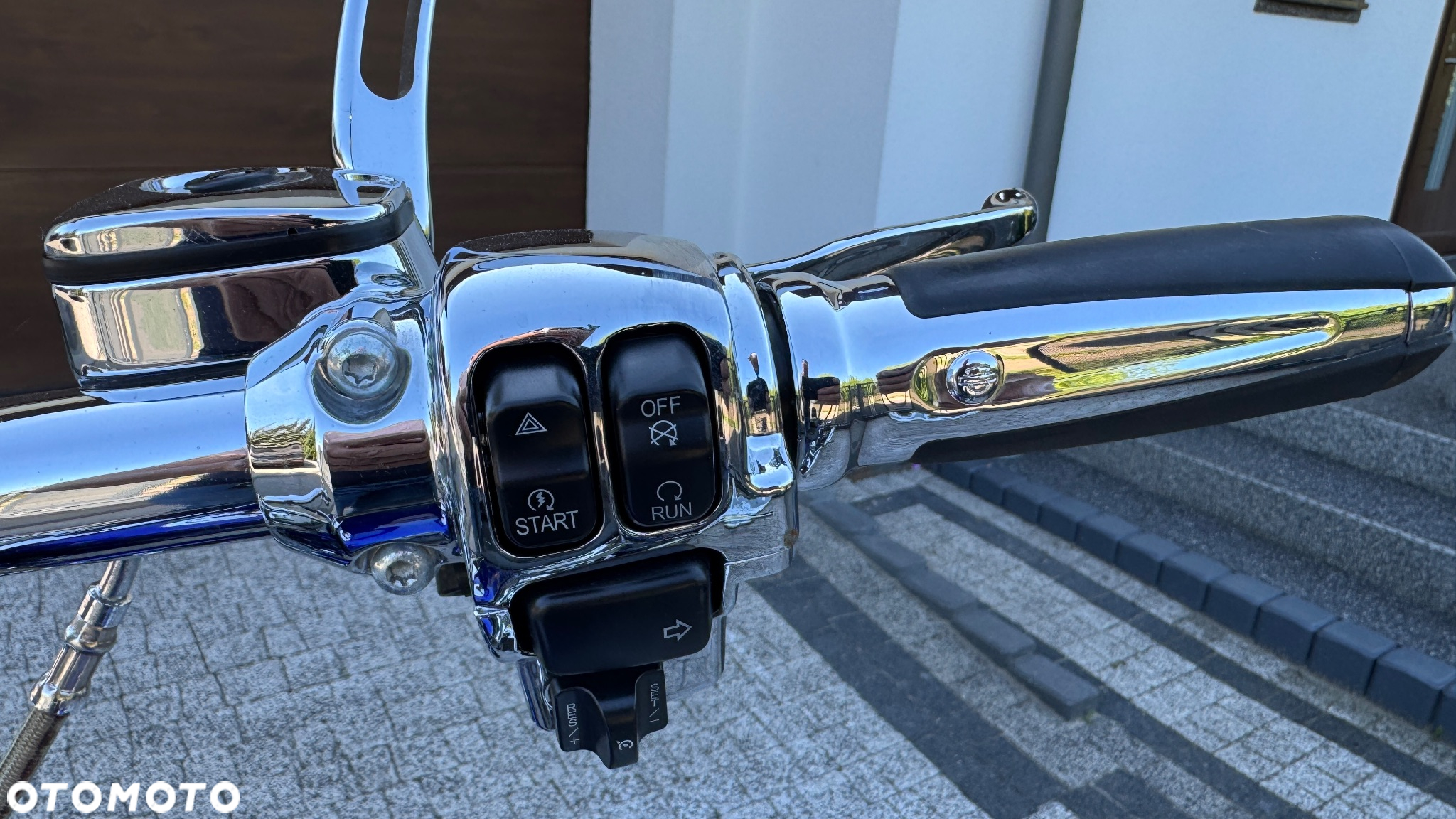Harley-Davidson Softail Breakout - 11