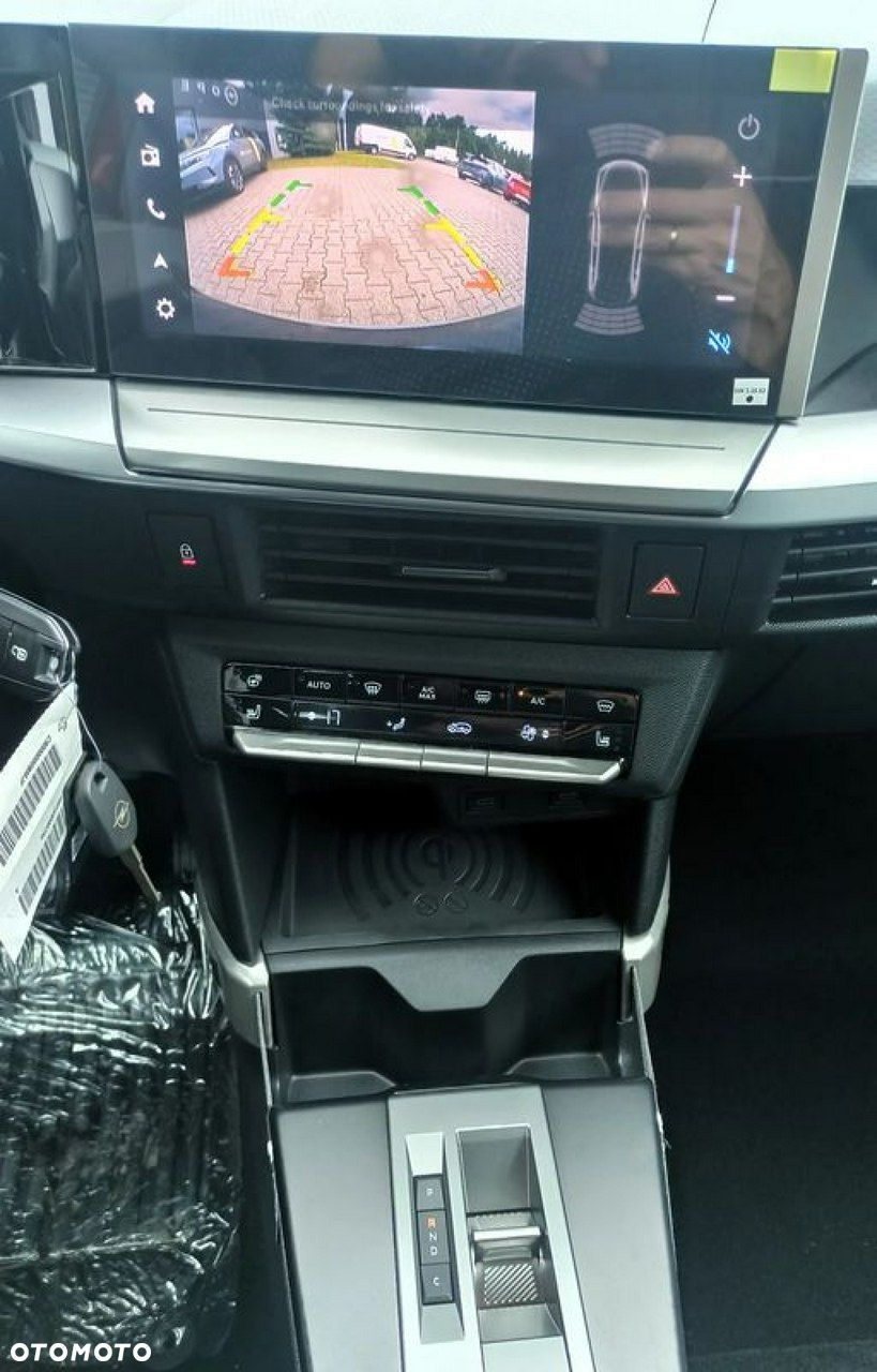 Opel Frontera - 11