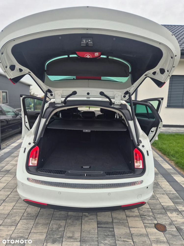 Opel Insignia 2.0 CDTI Sport - 16