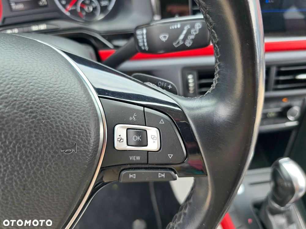 Volkswagen Polo - 28