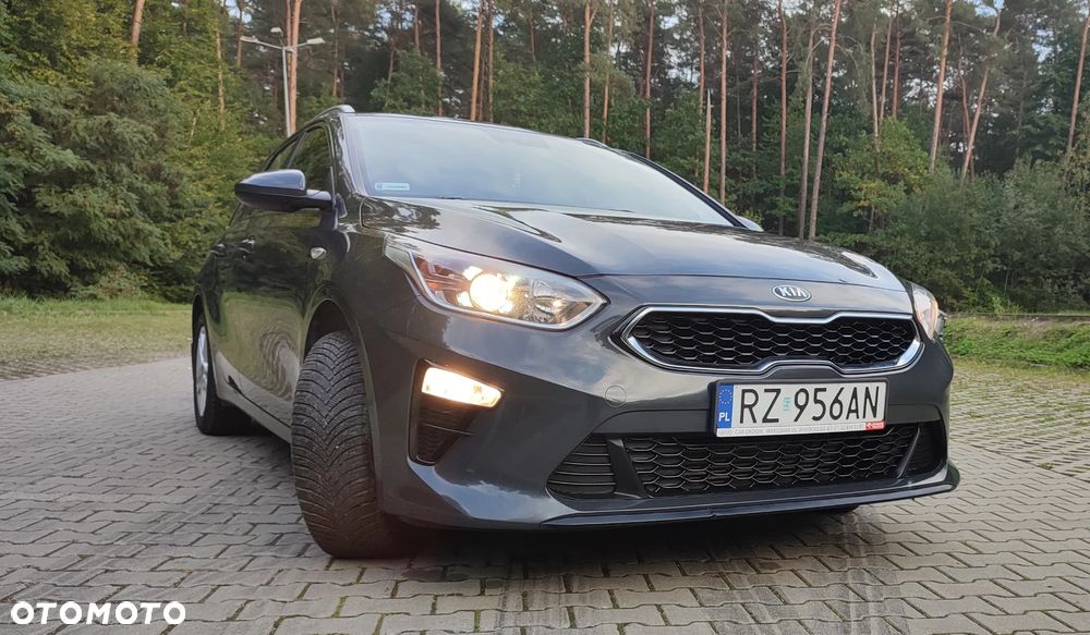 Kia Ceed 1.6 CRDi SCR M - 37