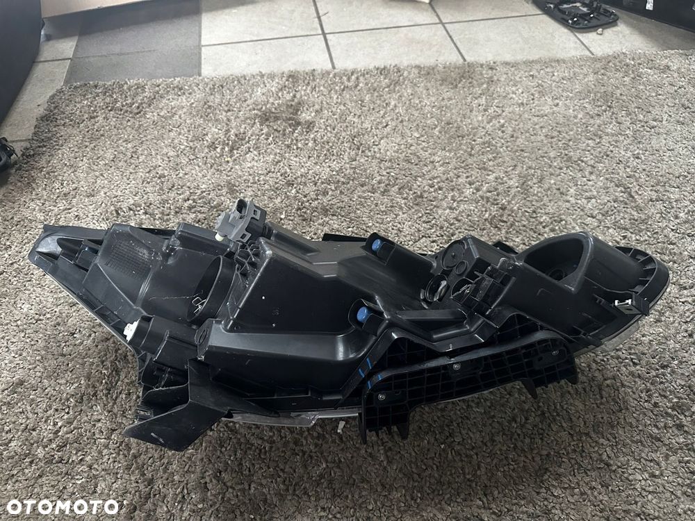 LEWA LAMPA PRZÓD NISSAN E-NV200 EVALIA 26060 4FA0A - 7