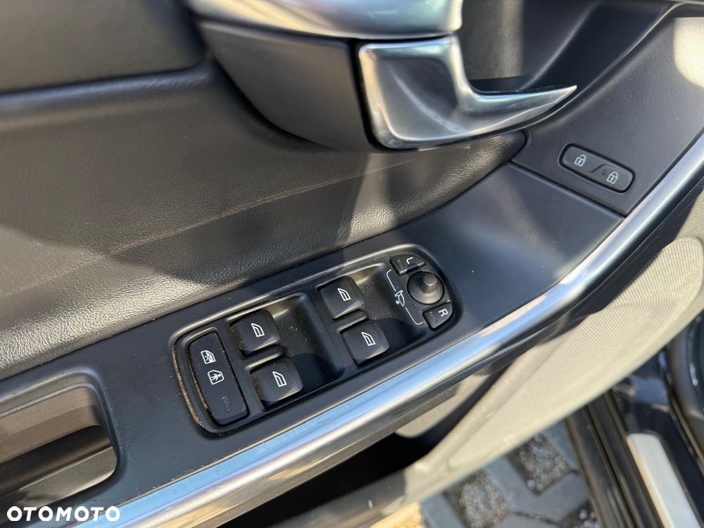 Volvo V60 D4 Ocean Race - 15