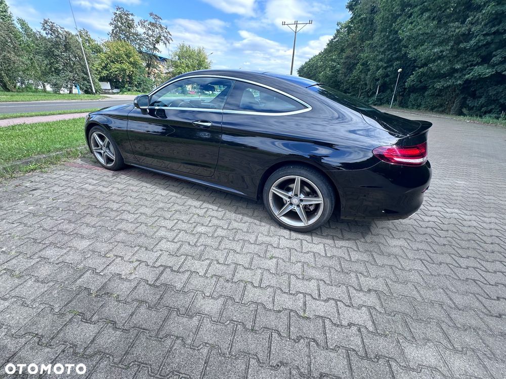 Mercedes-Benz Klasa C 300 Coupe 7G-TRONIC AMG Line - 12