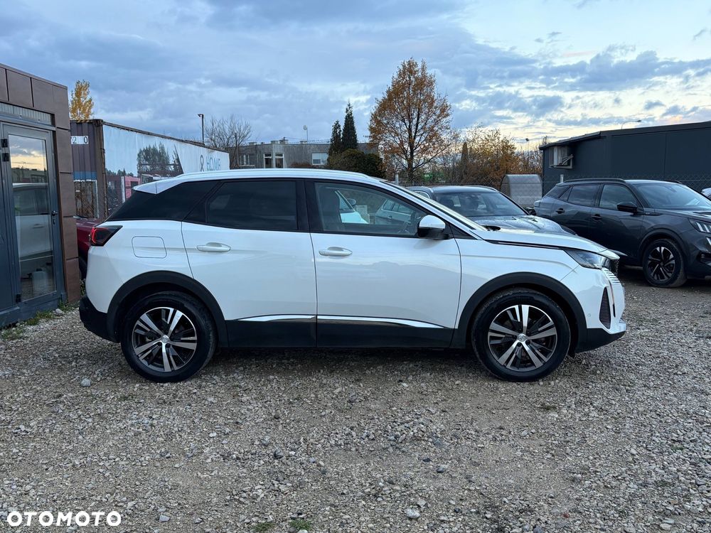 Peugeot 3008 1.2 PureTech Allure S&S EAT8 - 4