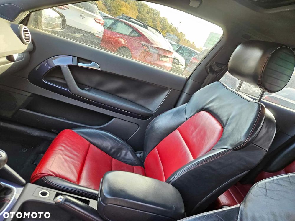 Audi A3 2.0 TDI DPF quattro S line Sportpaket - 3
