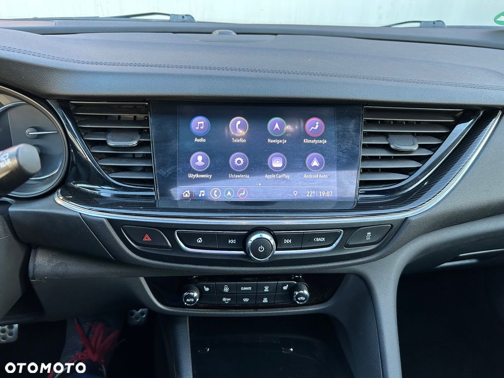 Opel Insignia - 30