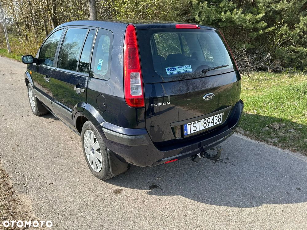 Ford Fusion - 3