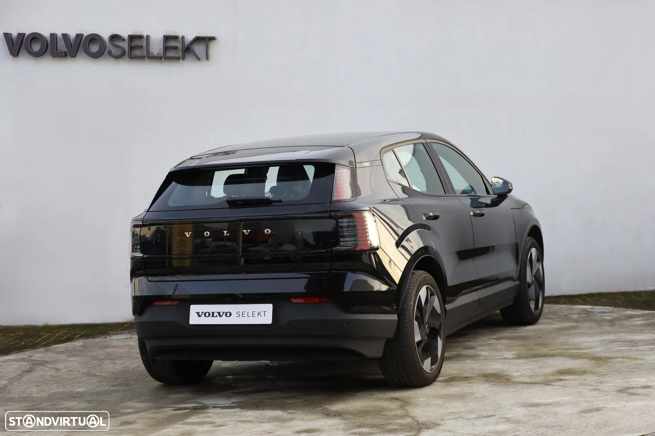 Volvo EX30 69 kWh Single Motor Extended Range Ultra - 4