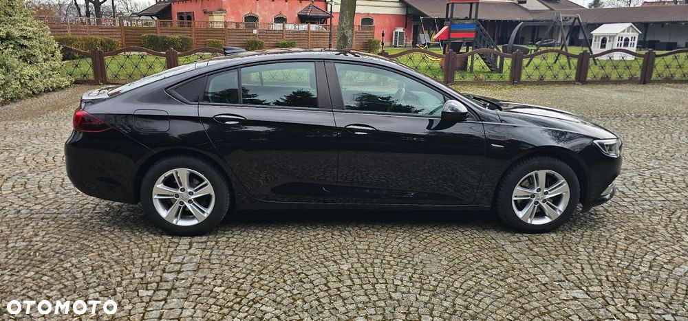 Opel Insignia - 8